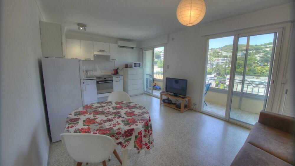 Studio 3 Etoiles Vue Mer 150M Plages Parking Clim Wifi Cannes Eksteriør billede